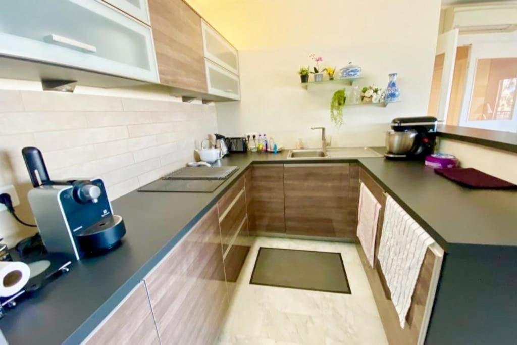 Appartement Terrasse , , La Piscine *